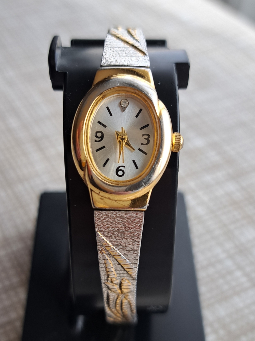 Avon AV023QB Two-Tone Quartz Analog Ladies' Watch
